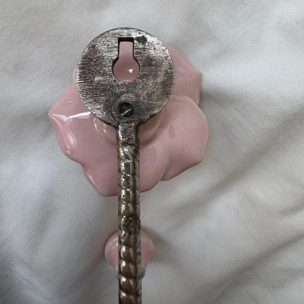 EUC, Anthropologie Floral Ceramic Wall Hook, Light Dusty Pink / Silver, One Size